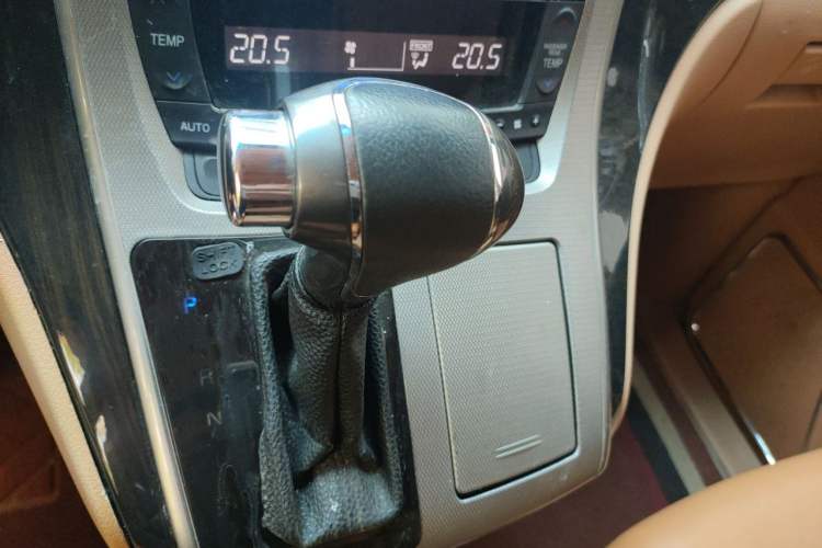 Used Joylong iFly 2018 2.0T Dual-Clutch Flagship Version Gear Lever