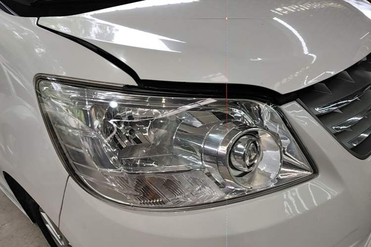 Used Joylong iFly 2018 2.0T Dual-Clutch Luxury Version Right Front Headlight