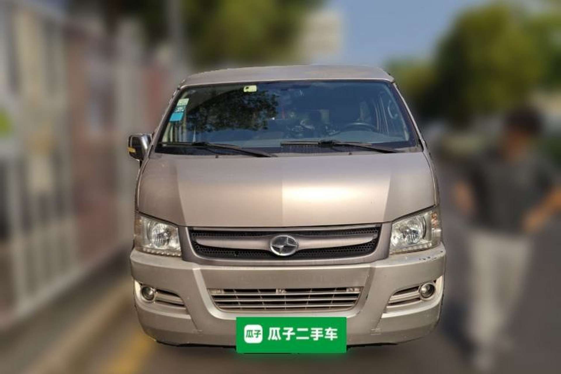 Used Joylong Large MPV 2012 2.4L Gasoline Happy Journey 4RB2 Front