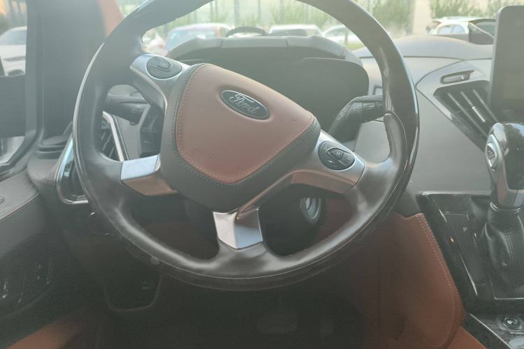 Used Juntian Black Warrior Youth 2022 2.0T Top-of-the-Line Version Steering Wheel