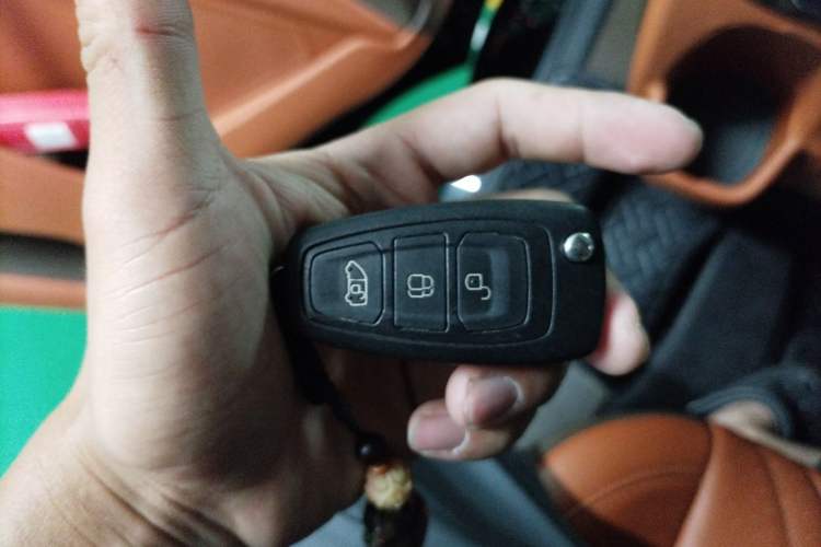 Used Juntian Black Warrior Youth 2022 2.0T Top-of-the-Line Version Vehicle Key
