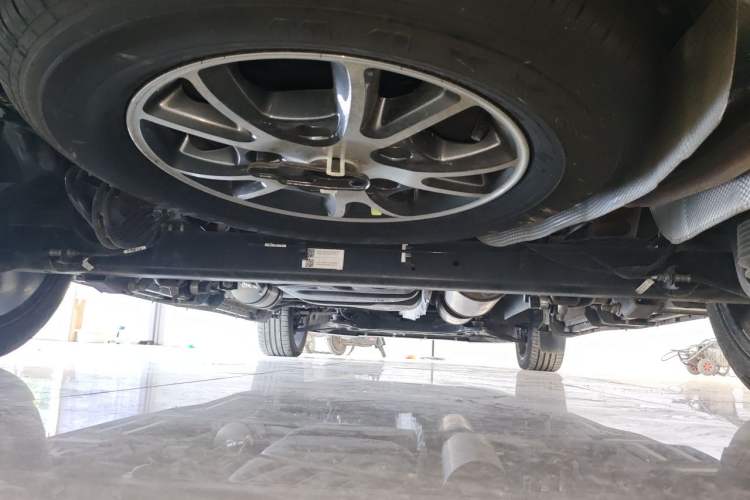 Used Juntian Black Warrior Youth 2023 2.0T Gasoline Standard Edition Chassis Rear