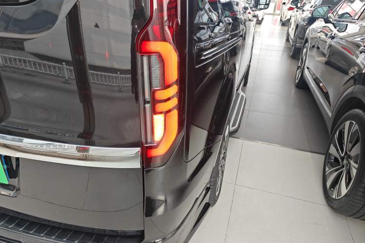 Used Juntian Black Warrior Youth 2023 2.0T Gasoline Standard Edition Exterior 6