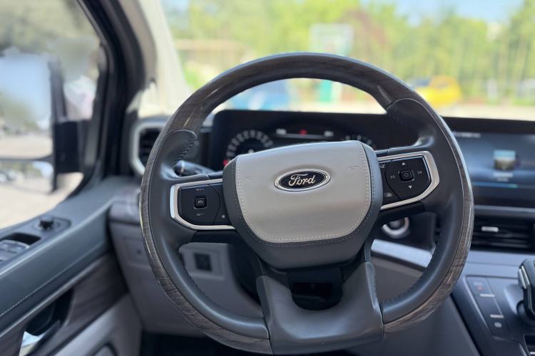 Used Juntian Black Warrior Youth 2023 2.0T Gasoline Standard Edition Interior 3