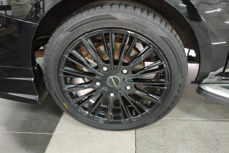 Used Juntian Black Warrior Youth 2023 2.0T Gasoline Standard Edition Right Rear Wheel Hub
