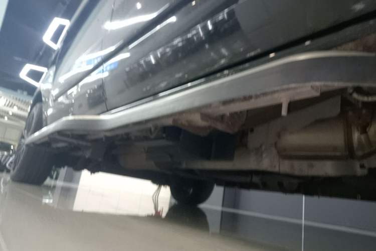 Used Juntian Black Warrior Youth 2023 2.0T Diesel Standard Edition Right Side Sill