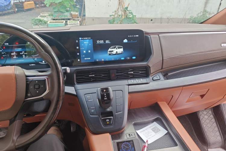 Used Juntian Black Warrior Youth 2025 2.0T Gasoline Top-of-the-Line Version Audio And AC Panel