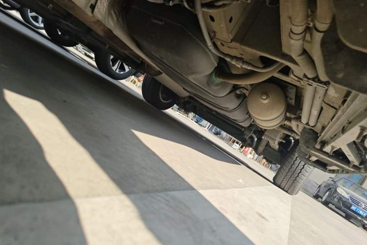 Used Juntian Black Warrior Youth 2025 2.0T Gasoline Top-of-the-Line Version Chassis Front Left