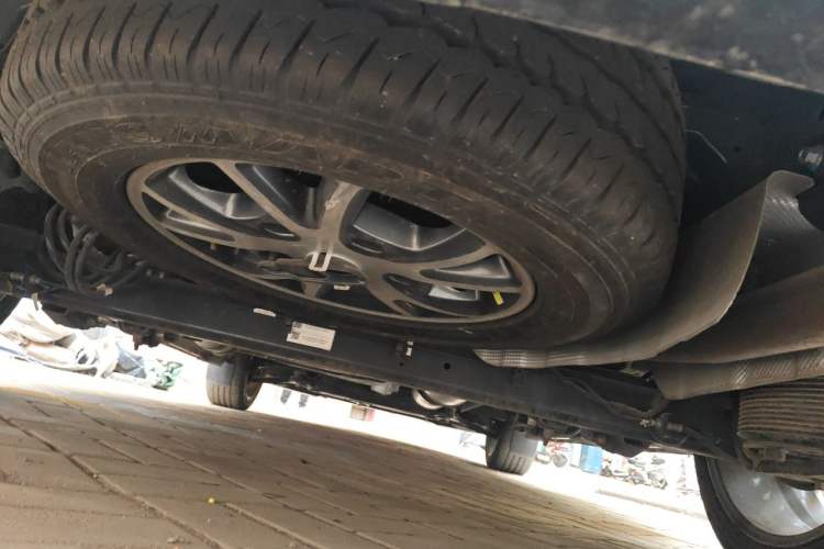Used Juntian Black Warrior Youth 2025 2.0T Gasoline Chasing Light Edition Chassis Rear
