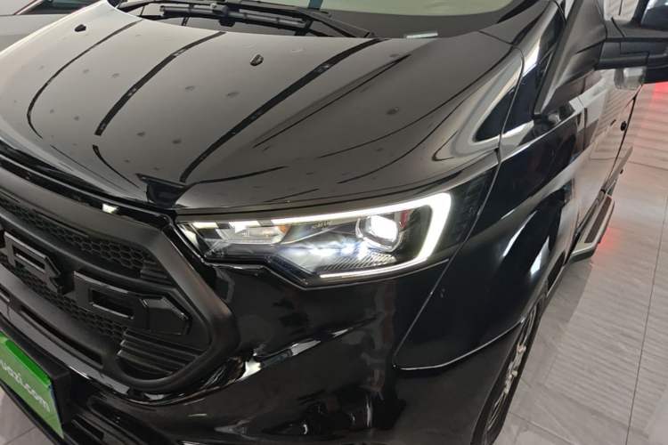Used Juntian Black Warrior Youth 2025 2.0T Gasoline Top-of-the-Line Version Left Front Headlight