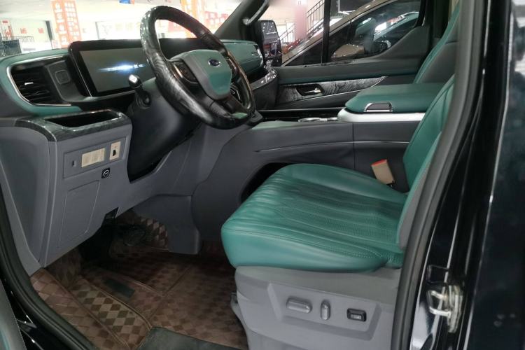 Used Juntian Black Warrior Youth 2025 2.0T Gasoline Top-of-the-Line Version Left Front Seat