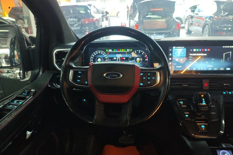 Used Juntian Black Warrior Youth 2025 2.0T Gasoline Top-of-the-Line Version Steering Wheel