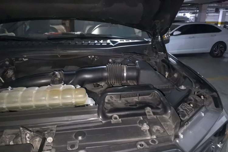 Used Juntian Yongmengzhe 2020 3.5T Luxury Edition Engine Bay Left