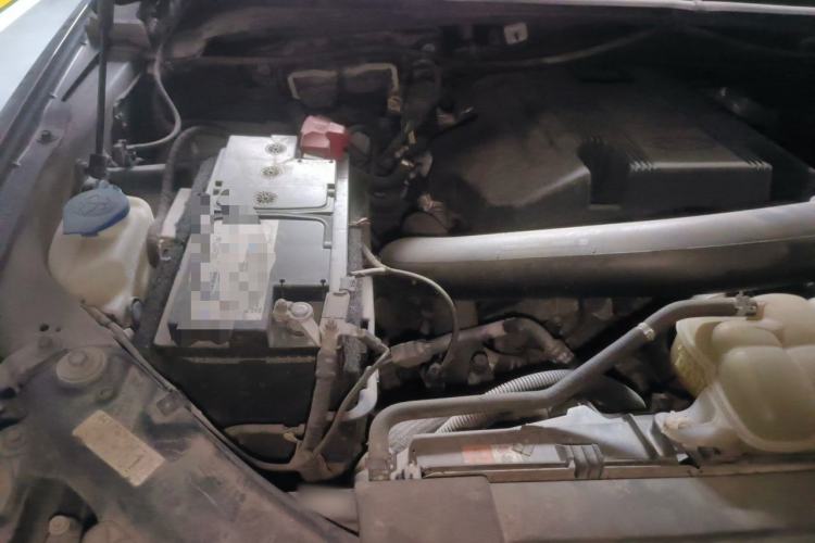 Used Juntian Yongmengzhe 2020 3.5T Luxury Edition Engine Bay Right