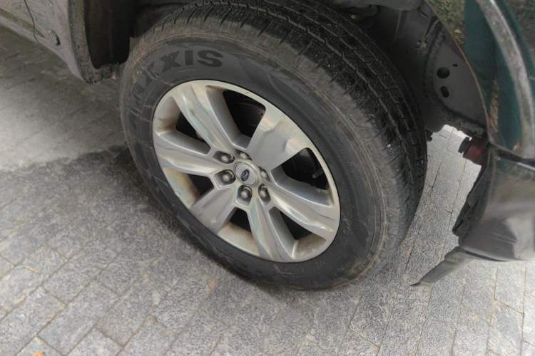 Used Juntian Yongmengzhe 2020 3.5T Luxury Edition Right Front Wheel Hub