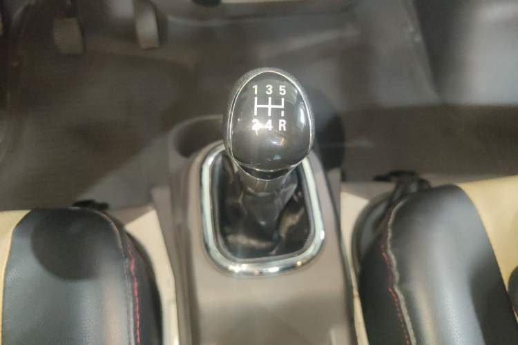 Used Kama Junhang EV  Gear Lever