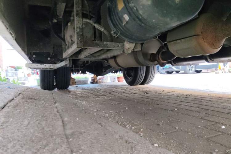 Used Kama Ruihang  Chassis Front Right