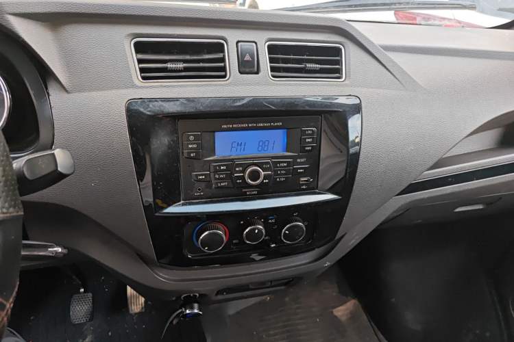 Used Kama Ruijie 2022 ES26 Comfort Edition Anchi Jiangxi Audio And AC Panel