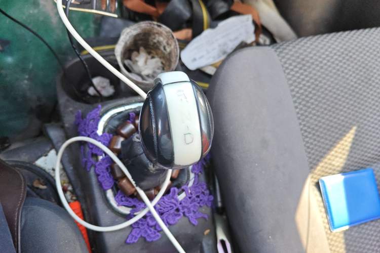 Used Kama Ruijie 2022 ES26 Comfort Edition Anchi Jiangxi Gear Lever