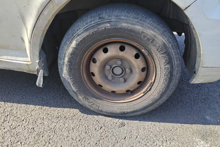 Used Kama Ruijie 2022 ES26 Comfort Edition Anchi Jiangxi Right Front Wheel Hub