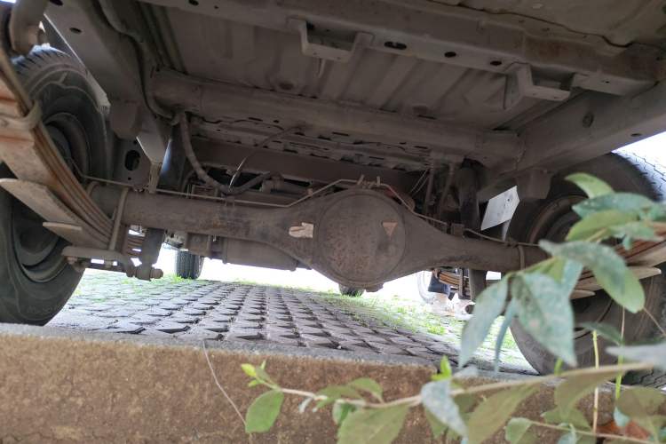 Used Kama Ruijie 2022 ES26 Comfort Edition Anchi Jiangxi Chassis Rear