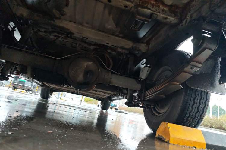 Used Kama Ruijie 2022 ES26 Comfort Edition Anchi Jiangxi Chassis Rear