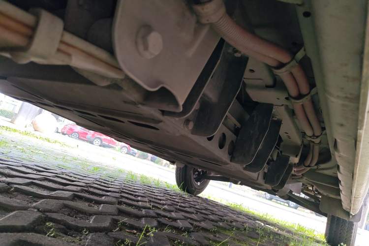 Used Kama Ruijie 2022 ES26 Comfort Edition Anchi Jiangxi Chassis Rear Right