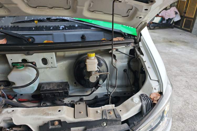 Used Kama Ruijie 2022 ES26 Comfort Edition Anchi Jiangxi Engine Bay Left