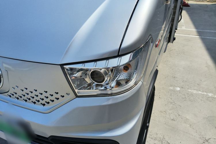Used Kama Ruiteng 2023 Flatbed Truck Left Front Headlight