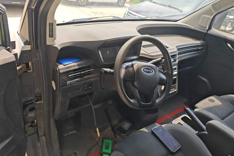 Used Karry Dolphin EV 2019 Smart Edition Center Console