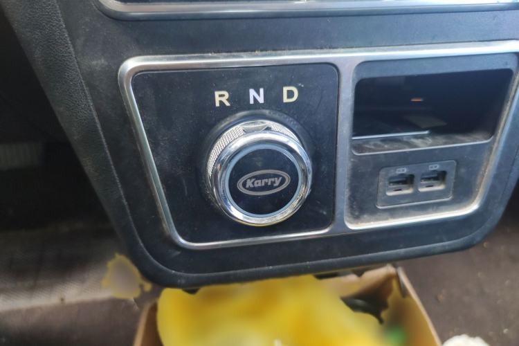 Used Karry Dolphin EV 2019 Smart Edition Gear Lever