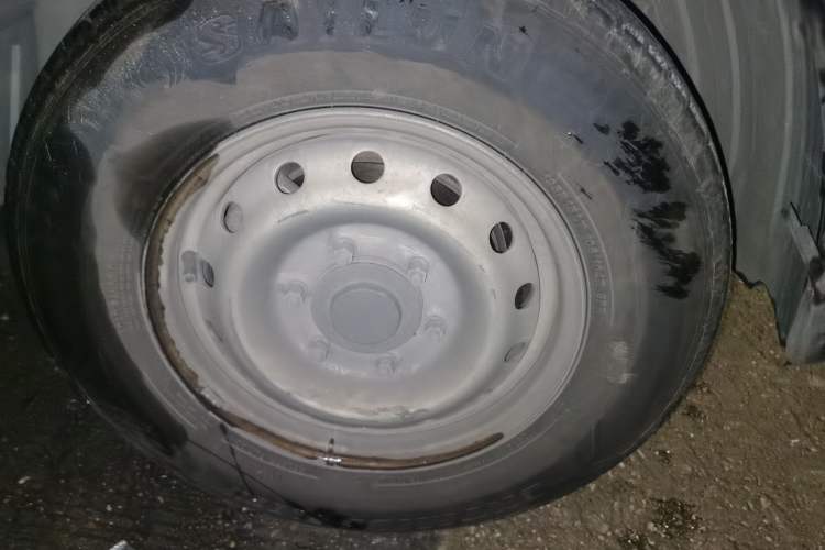 Used Karry Dolphin EV 2019 Smart Edition Right Front Wheel Hub