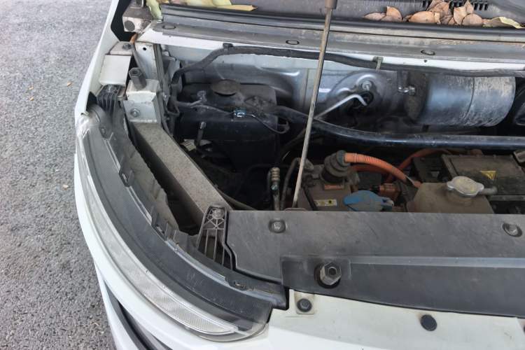 Used Karry Dolphin EV 2021 Upgraded Smart Enjoyment Model Engine Bay Right