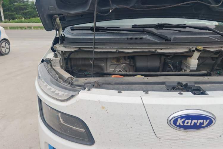 Used Karry Dolphin EV 2021 Upgraded Smart Enjoyment Model Engine Bay Right