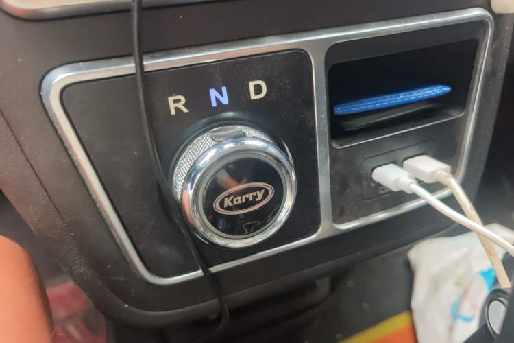 Used Karry Dolphin EV 2021 Upgraded Smart Enjoyment Model Gear Lever