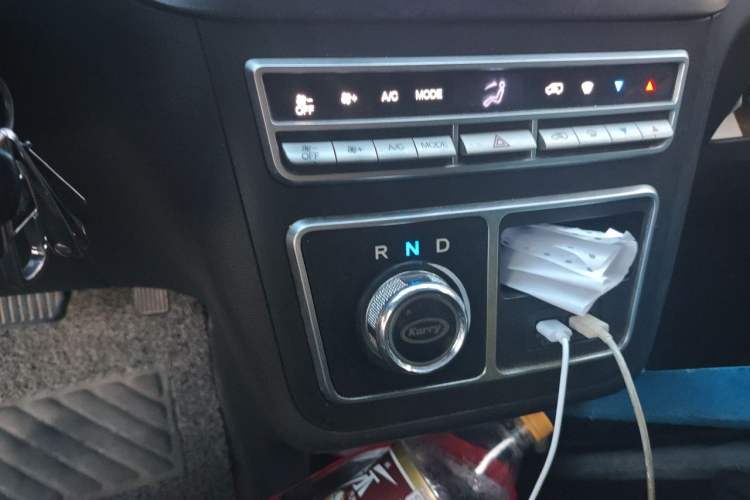 Used Karry Dolphin EV 2021 Upgraded Smart Enjoyment Model Gear Lever