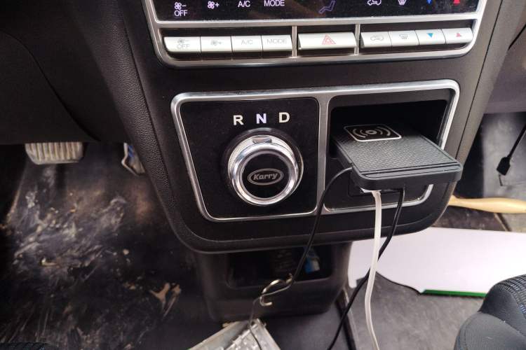 Used Karry Dolphin EV 2021 Upgraded Smart Enjoyment Model Gear Lever