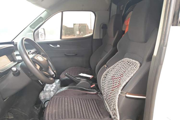 Used Karry Dolphin EV 2021 Base Model Smart Enjoyment Version Left Rear Seat