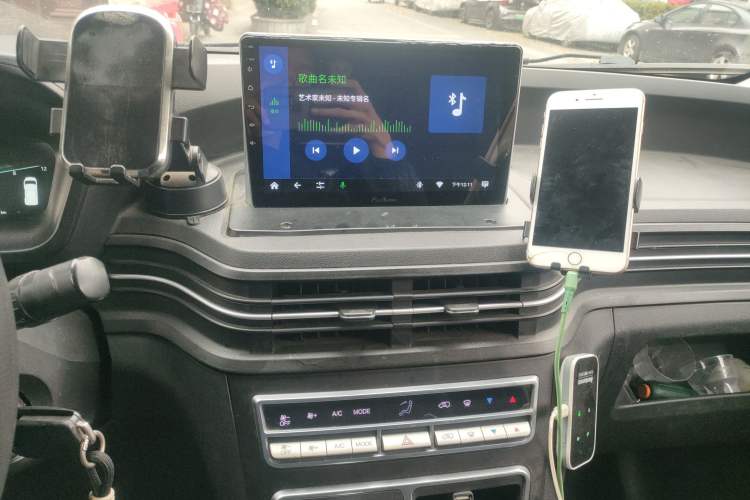 Used Karry Dolphin EV 2022 Smart Edition Audio And AC Panel