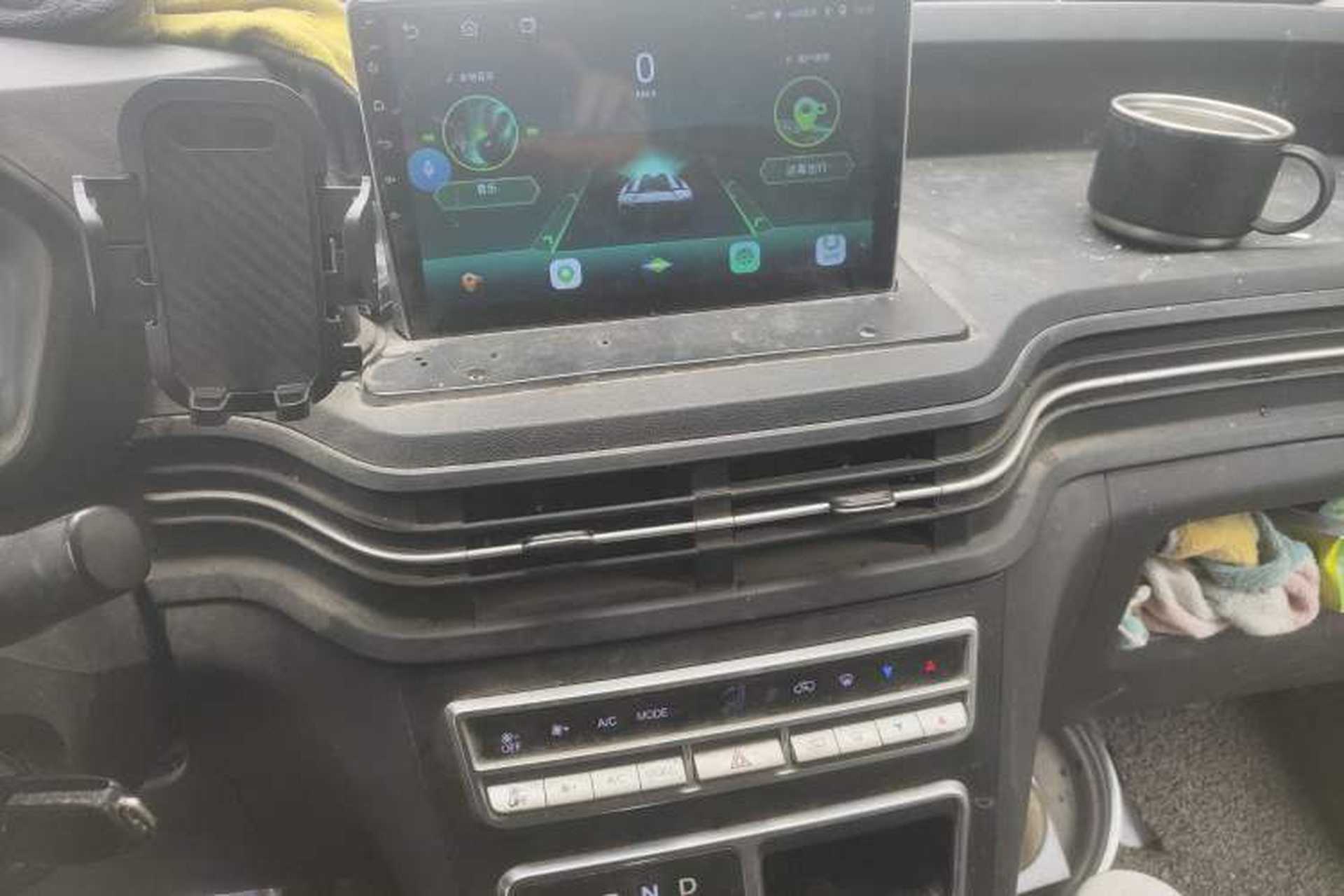 Used Karry Dolphin EV 2022 Smart Edition Audio And AC Panel