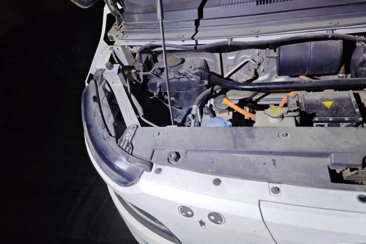 Used Karry Dolphin EV 2022 Smart Edition Engine Bay Right