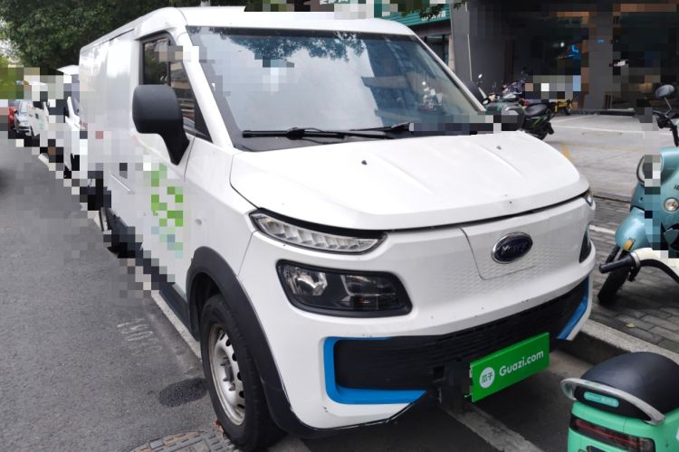 Used Karry Dolphin EV 2022 Smart Edition Front Right 45 Deg