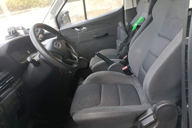 Used Karry Dolphin EV 2022 Smart Edition Left Front Seat