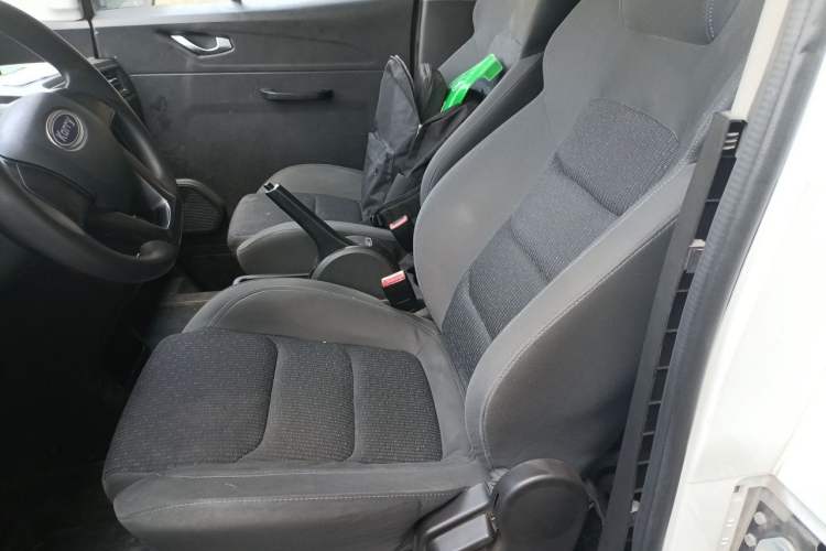 Used Karry Dolphin EV 2022 Smart Edition Left Rear Seat