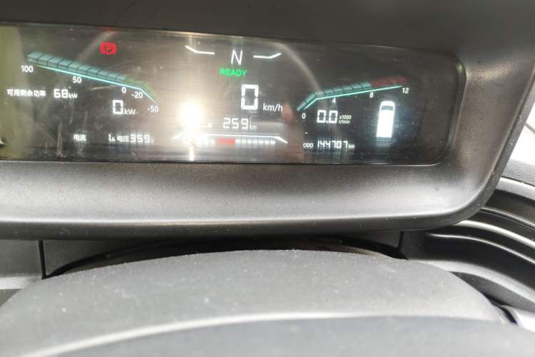 Used Karry Dolphin EV 2022 Smart Edition Odometer Close Up