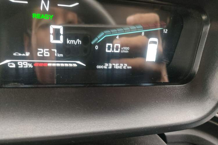 Used Karry Dolphin EV 2022 Smart Edition Odometer Close Up