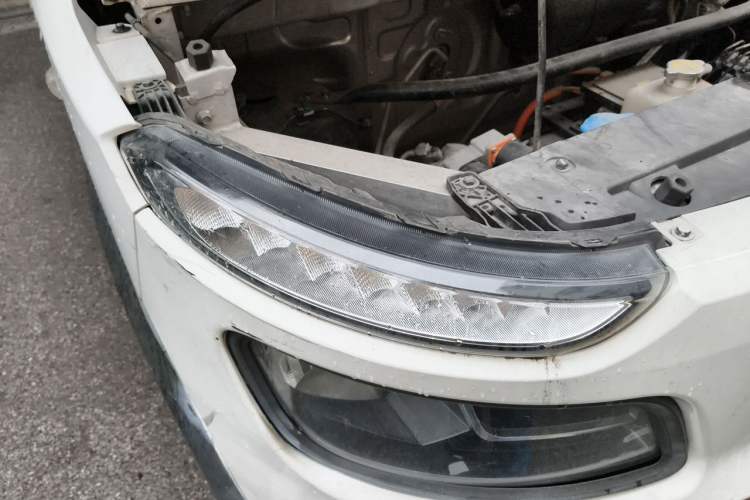 Used Karry Dolphin EV 2022 Smart Edition Right Front Headlight