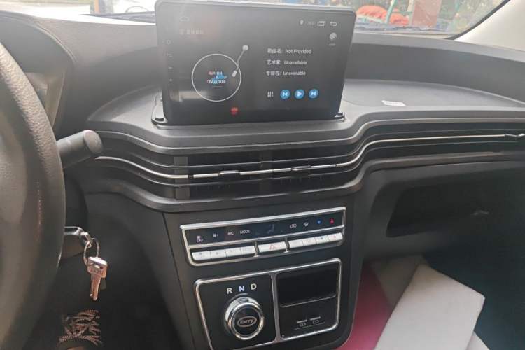 Used Karry Dolphin EV 2023 Wealth Edition Audio And AC Panel