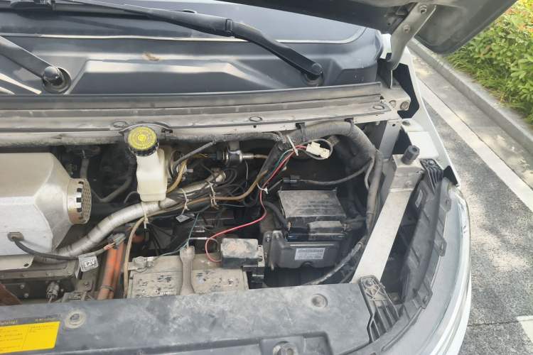 Used Karry Dolphin EV 2023 Wealth Edition Engine Bay Left