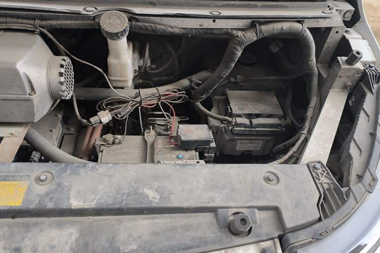 Used Karry Dolphin EV 2023 Wealth Edition Engine Bay Left